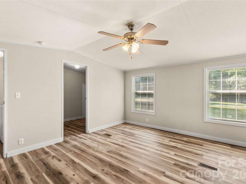 3902 Appaloosa Rdg Road, Richburg, SC 29729.  MLS# CAR4413226, YatesRealty ID 43380. 