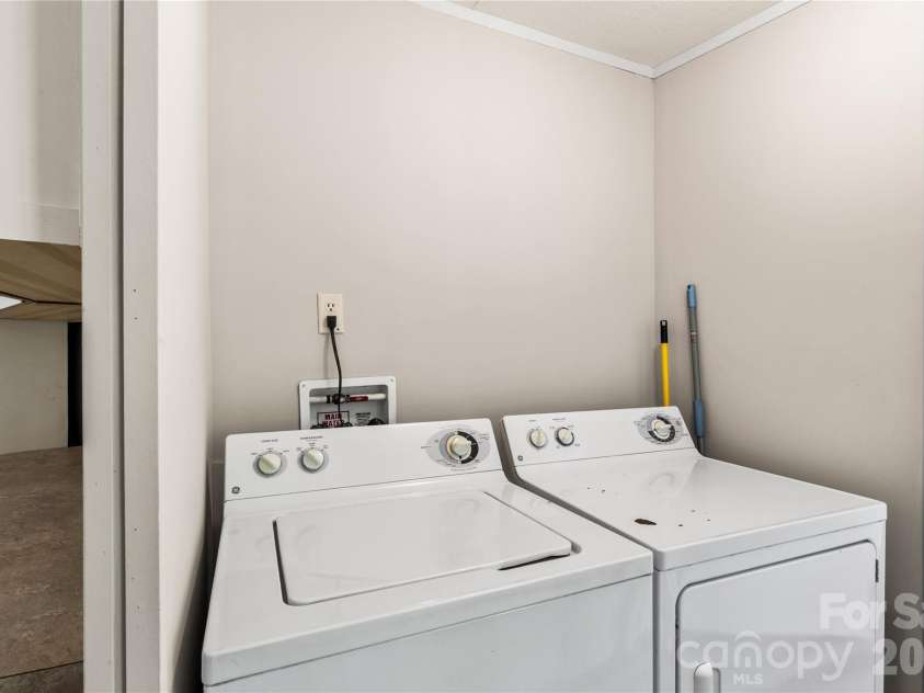 3902 Appaloosa Rdg Road, Richburg, SC 29729.  MLS# CAR4413226, YatesRealty ID 43380. 