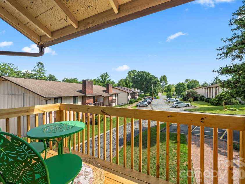 63 Shepard Square, Brevard, NC 28712.  MLS# CAR4411388, YatesRealty ID 43382. 