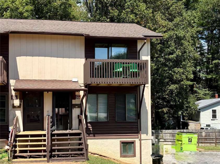 63 Shepard Square, Brevard, NC 28712.  MLS# CAR4411388, YatesRealty ID 43382. 