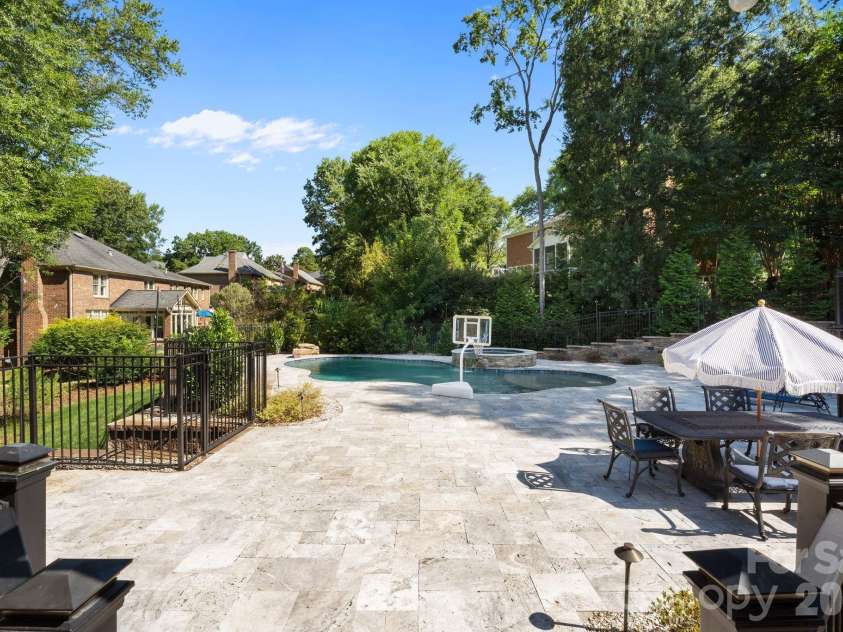 1006 Chelsea Place, Matthews, NC 28105.  MLS# CAR4408287, YatesRealty ID 43383. 