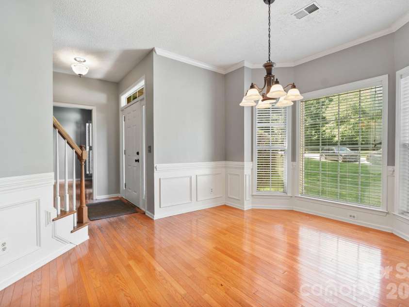 2040 Swaim Drive, Matthews, NC 28105.  MLS# CAR4412314, YatesRealty ID 43384. 