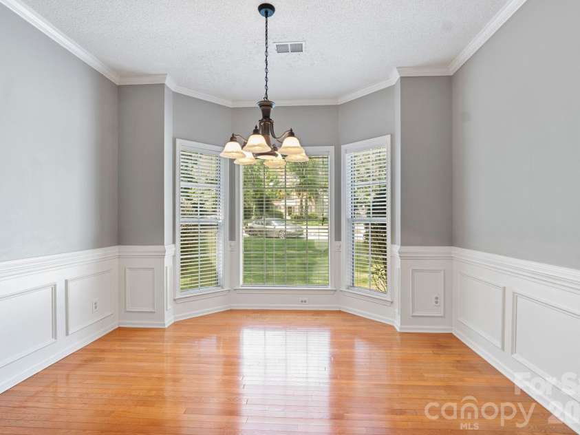2040 Swaim Drive, Matthews, NC 28105.  MLS# CAR4412314, YatesRealty ID 43384. 
