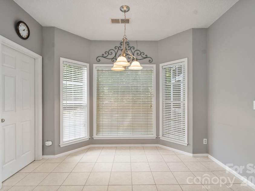 2040 Swaim Drive, Matthews, NC 28105.  MLS# CAR4412314, YatesRealty ID 43384. 