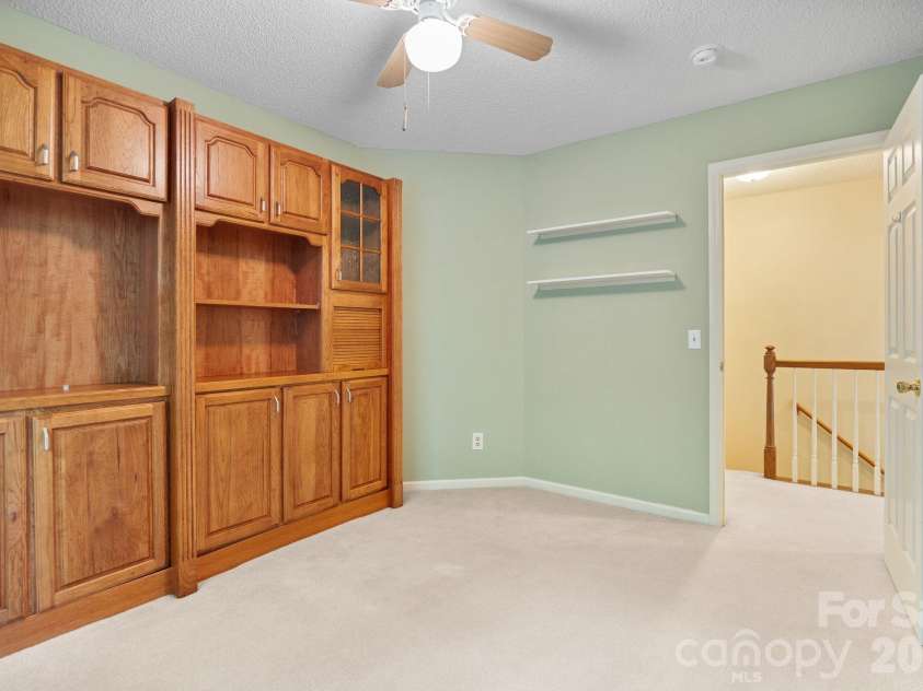 2040 Swaim Drive, Matthews, NC 28105.  MLS# CAR4412314, YatesRealty ID 43384. 