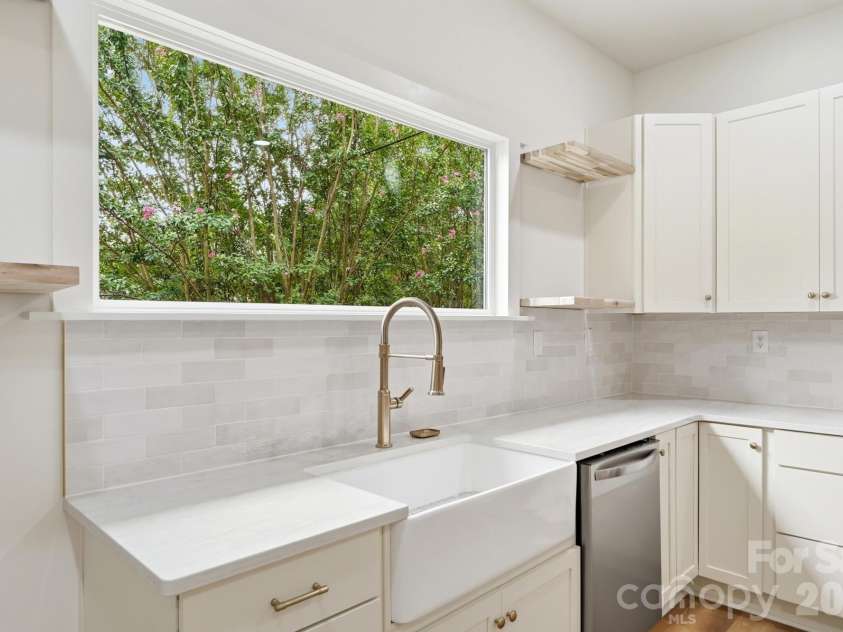 1627 Main Street, Salisbury, NC 28144.  MLS# CAR4402430, YatesRealty ID 43385. 