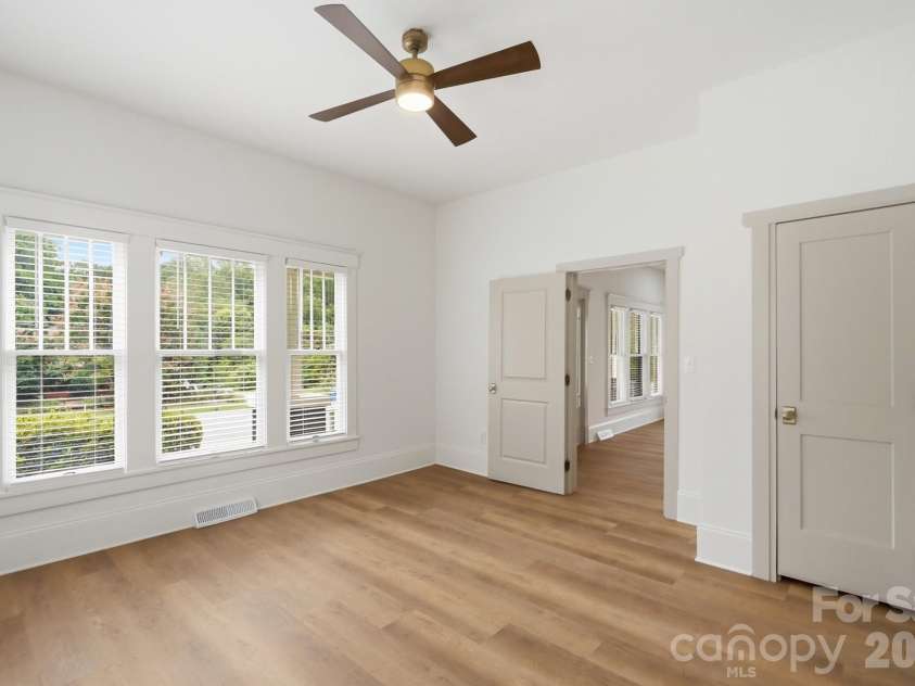 1627 Main Street, Salisbury, NC 28144.  MLS# CAR4402430, YatesRealty ID 43385. 