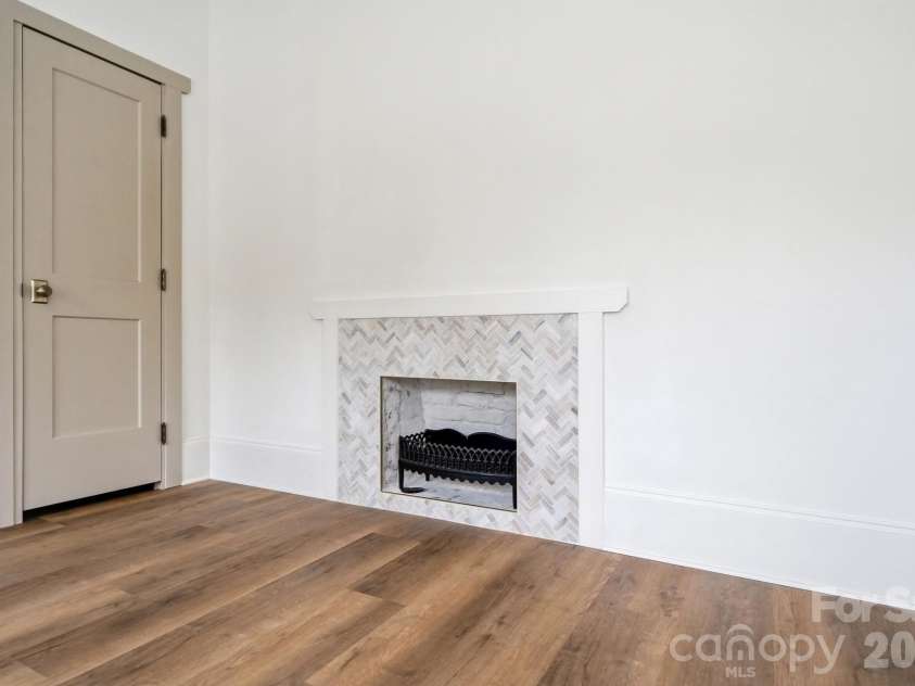 1627 Main Street, Salisbury, NC 28144.  MLS# CAR4402430, YatesRealty ID 43385. 