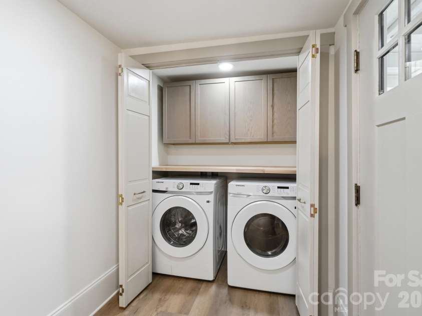 1627 Main Street, Salisbury, NC 28144.  MLS# CAR4402430, YatesRealty ID 43385. 