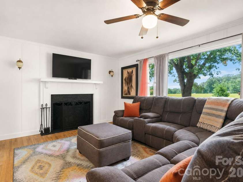 1378 NC 182 Highway, Lincolnton, NC 28092.  MLS# CAR4410292, YatesRealty ID 43389. 