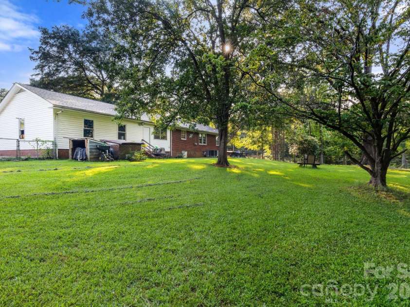 314 Laurel Hill Road, Fort Mill, SC 29707.  MLS# CAR4410458, YatesRealty ID 43390. 