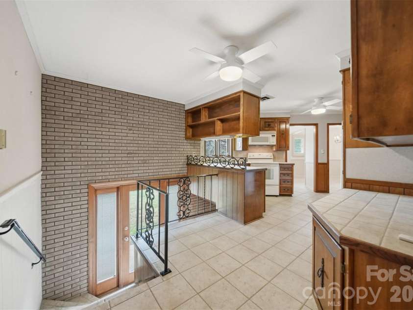 6859 River Bend Road, Claremont, NC 28610.  MLS# CAR4403349, YatesRealty ID 43391. 