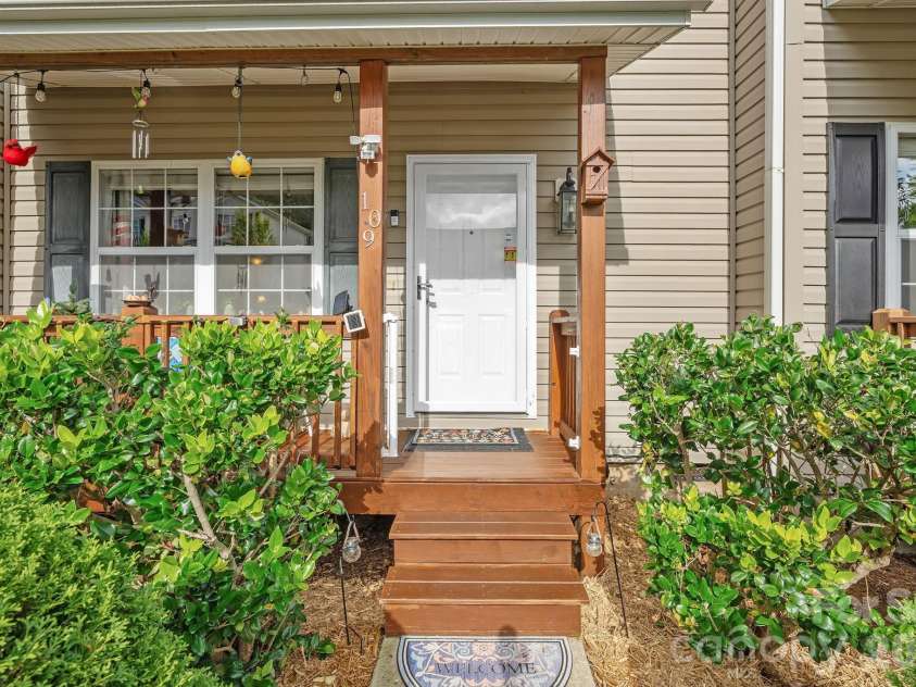 109 Loch Haven Road, Swannanoa, NC 28778.  MLS# CAR4412068, YatesRealty ID 43392. 