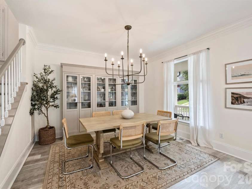 1328 Ivey Drive, Charlotte, NC 28205.  MLS# CAR4411128, YatesRealty ID 43393. 