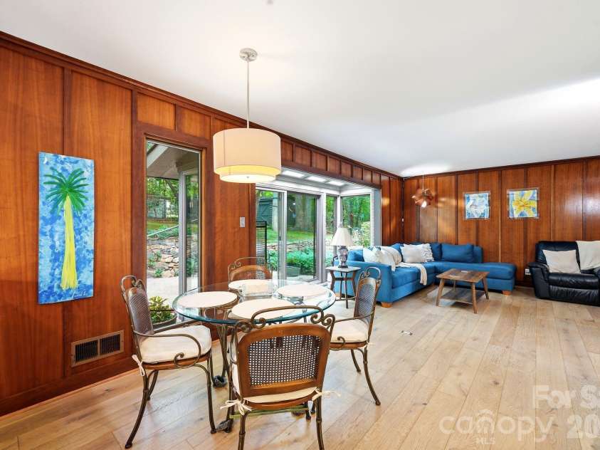 515 Dogwood Lane, Belmont, NC 28012.  MLS# CAR4408248, YatesRealty ID 43395. 
