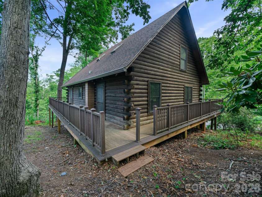 270 Dana Road, Green Mountain, NC 28740.  MLS# CAR4413619, YatesRealty ID 43396. 