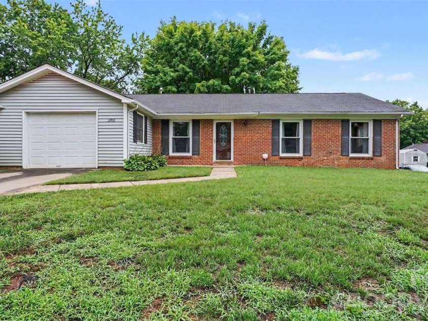 3766 Danube Drive, Winston Salem, NC 27105.  MLS# CAR4411084, YatesRealty ID 43397. 