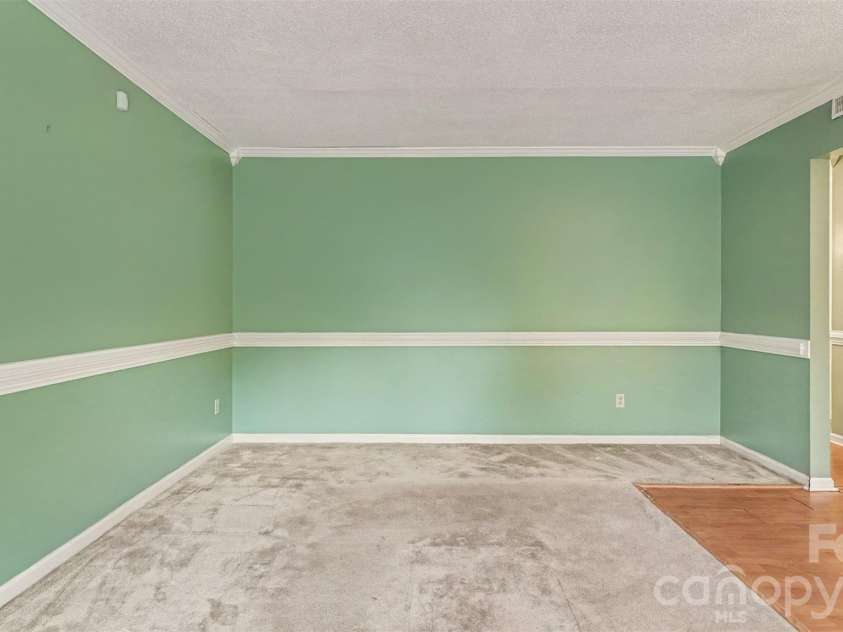 3766 Danube Drive, Winston Salem, NC 27105.  MLS# CAR4411084, YatesRealty ID 43397. 