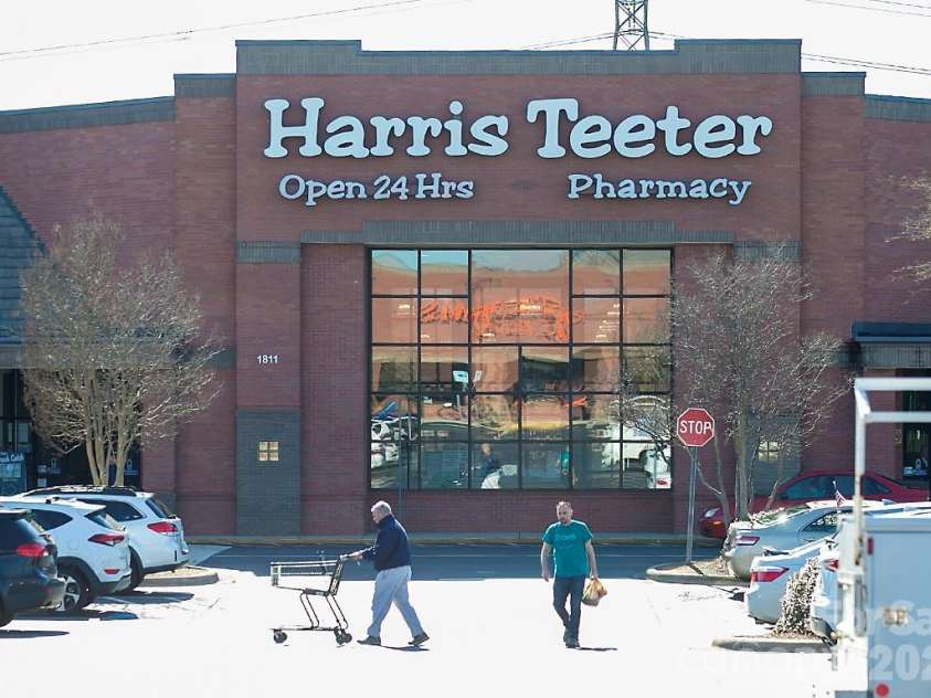 10753 Tradition View Drive, Charlotte, NC 28269.  MLS# CAR4406474, YatesRealty ID 43399. Or Harris Teeter.