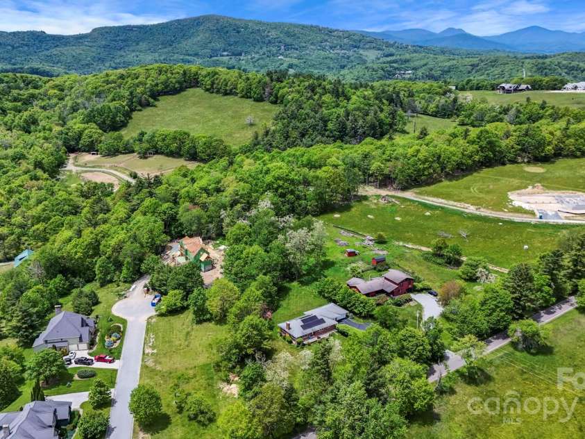 1925 Green Hill Road, Blowing Rock, NC 28605.  MLS# CAR4257812, YatesRealty ID 434. 