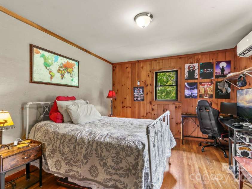 1925 Green Hill Road, Blowing Rock, NC 28605.  MLS# CAR4257812, YatesRealty ID 434. 