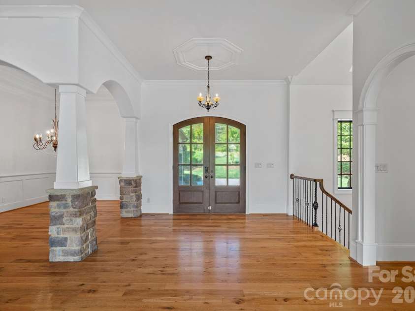 4786 Heather Lane, Denver, NC 28037.  MLS# CAR4224654, YatesRealty ID 4340. Grand & Open Entryway With Natural Light