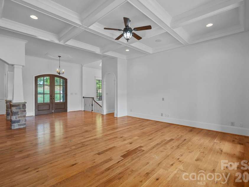4786 Heather Lane, Denver, NC 28037.  MLS# CAR4224654, YatesRealty ID 4340. Open Floor Plan From Entryway Into Living Room & Dining Areas