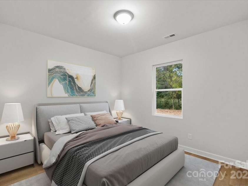 118 Aspen Street, Yadkinville, NC 27055.  MLS# CAR4313375, YatesRealty ID 43402. 