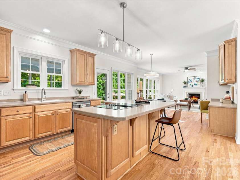 1012 Easthampton Lane, Waxhaw, NC 28173.  MLS# CAR4406705, YatesRealty ID 43403. 