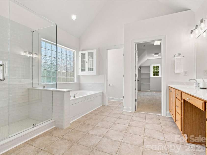 1012 Easthampton Lane, Waxhaw, NC 28173.  MLS# CAR4406705, YatesRealty ID 43403. 