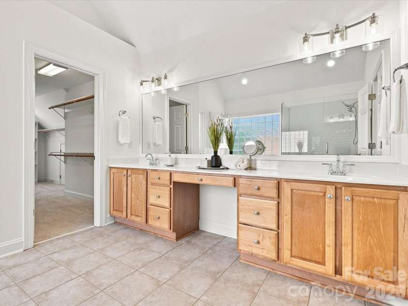 1012 Easthampton Lane, Waxhaw, NC 28173.  MLS# CAR4406705, YatesRealty ID 43403. 