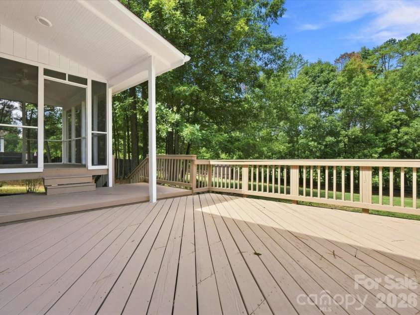 1012 Easthampton Lane, Waxhaw, NC 28173.  MLS# CAR4406705, YatesRealty ID 43403. Deck
