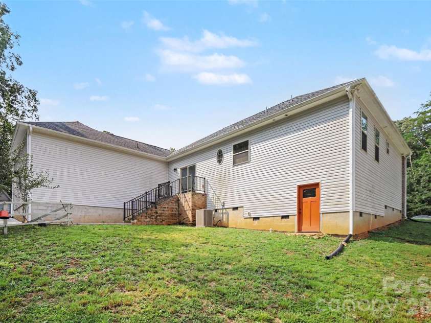 1473 Morningside Drive, Iron Station, NC 28080.  MLS# CAR4408073, YatesRealty ID 43407. 