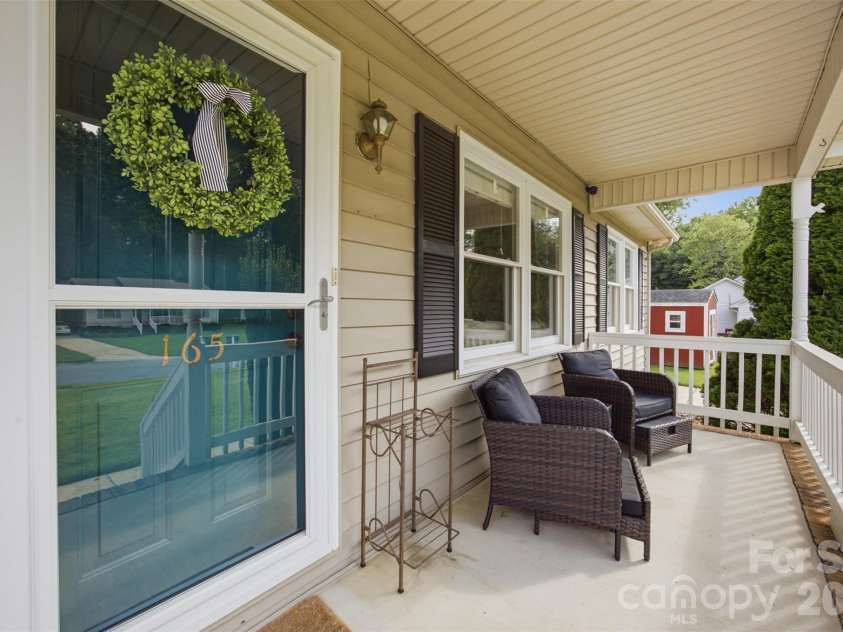 165 Obrien Place, Concord, NC 28025.  MLS# CAR4411507, YatesRealty ID 43408. Front Porch