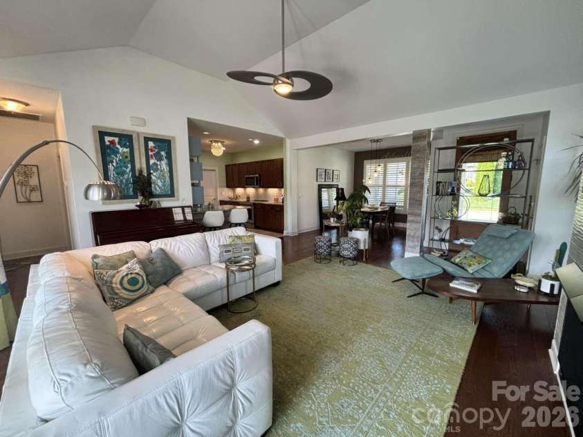 30 Rose Point Drive, Leicester, NC 28748.  MLS# CAR4412808, YatesRealty ID 43409. 