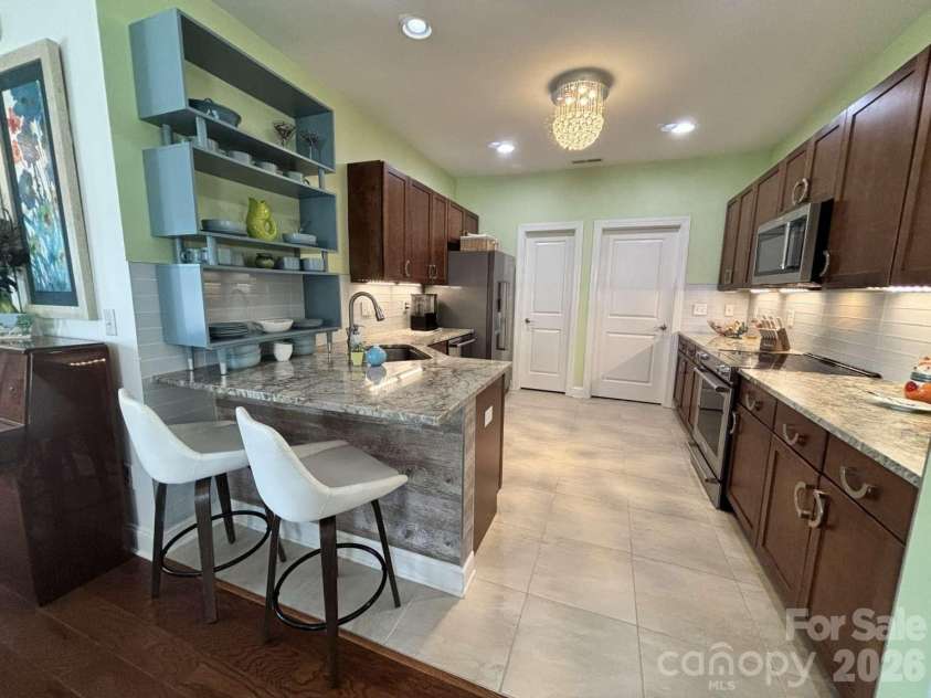 30 Rose Point Drive, Leicester, NC 28748.  MLS# CAR4412808, YatesRealty ID 43409. 