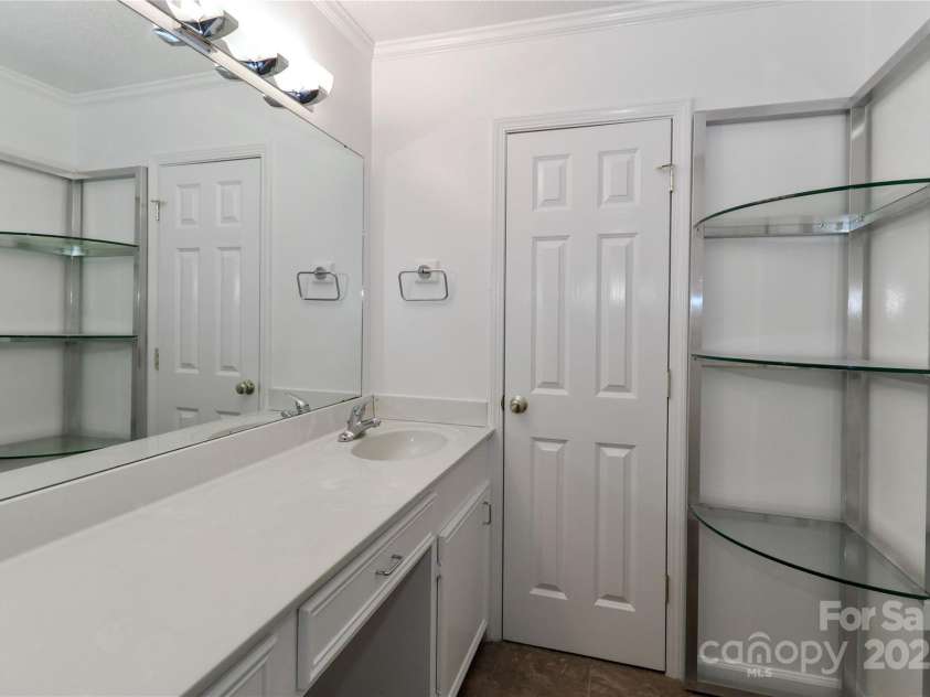1051 Michael Avenue, Concord, NC 28025.  MLS# CAR4304116, YatesRealty ID 4341. Primary Bathroom