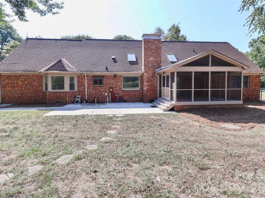 1051 Michael Avenue, Concord, NC 28025.  MLS# CAR4427422, YatesRealty ID 4341. 