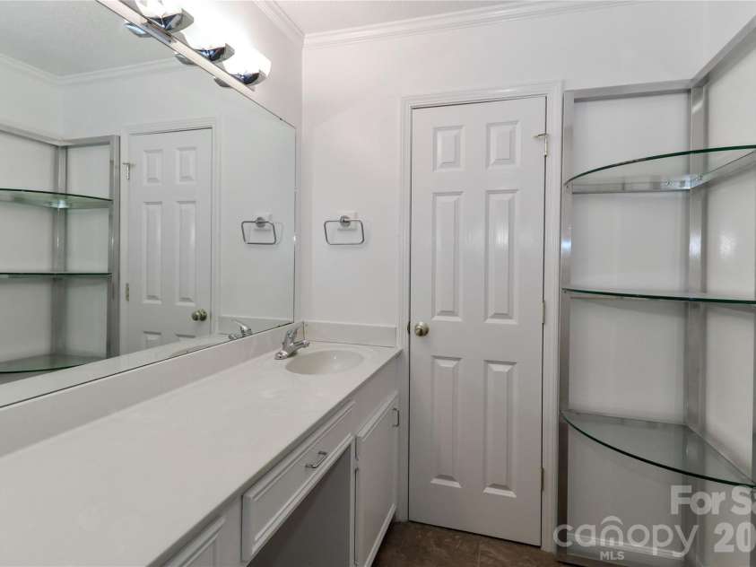 1051 Michael Avenue, Concord, NC 28025.  MLS# CAR4427422, YatesRealty ID 4341. Primary Bathroom