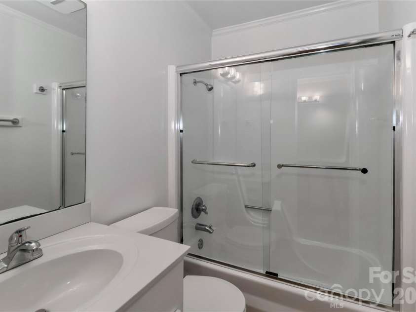 1051 Michael Avenue, Concord, NC 28025.  MLS# CAR4427422, YatesRealty ID 4341. Primary Bathroom