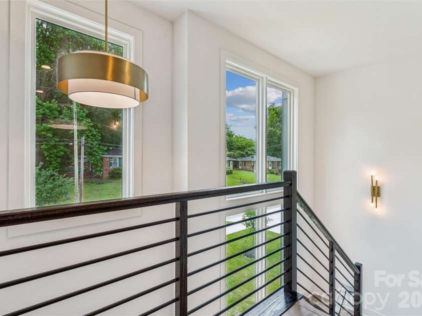2412 Crestview Drive, Charlotte, NC 28216.  MLS# CAR4332817, YatesRealty ID 43411. 