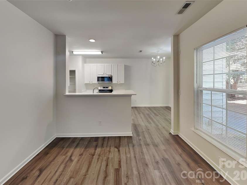 6523 Avonlea Court, Charlotte, NC 28269.  MLS# CAR4409482, YatesRealty ID 43413. 