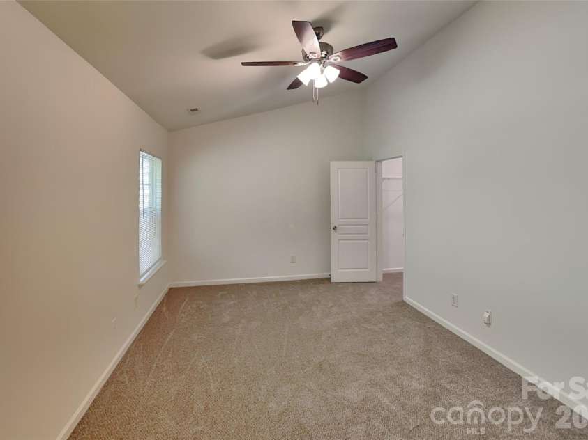 6523 Avonlea Court, Charlotte, NC 28269.  MLS# CAR4409482, YatesRealty ID 43413. 