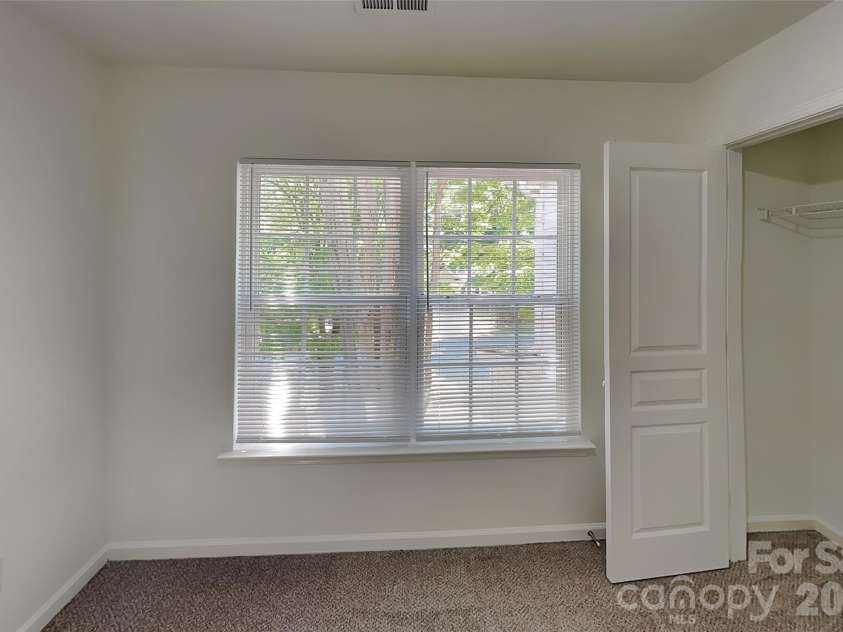6523 Avonlea Court, Charlotte, NC 28269.  MLS# CAR4409482, YatesRealty ID 43413. 
