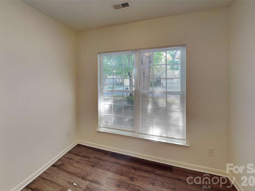 6523 Avonlea Court, Charlotte, NC 28269.  MLS# CAR4409482, YatesRealty ID 43413. 