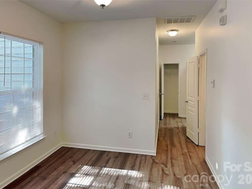 6523 Avonlea Court, Charlotte, NC 28269.  MLS# CAR4409482, YatesRealty ID 43413. 