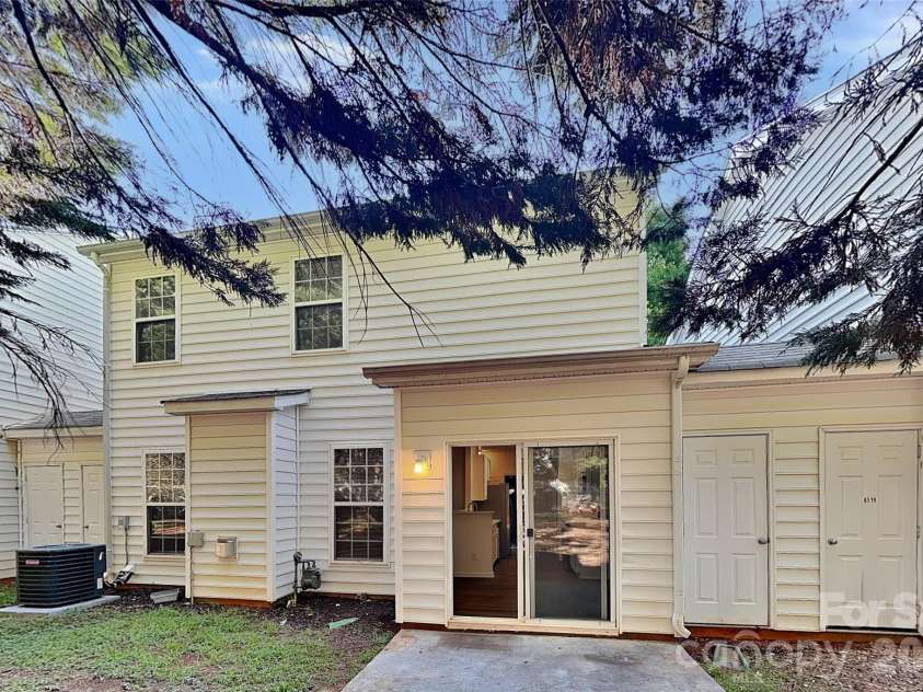 6523 Avonlea Court, Charlotte, NC 28269.  MLS# CAR4409482, YatesRealty ID 43413. 