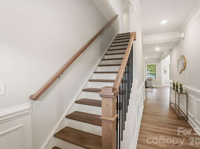 545 Cheryl Lynn Drive, Rock Hill, SC 29730.  MLS# CAR4314000, YatesRealty ID 43414. Stairs