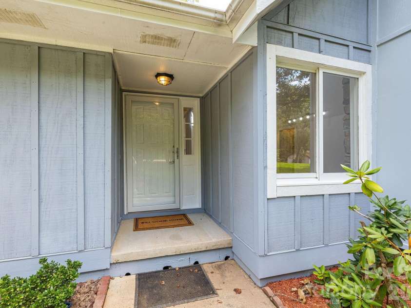 35 Golden Oaks Lane, Fletcher, NC 28732.  MLS# CAR4411250, YatesRealty ID 43415. 