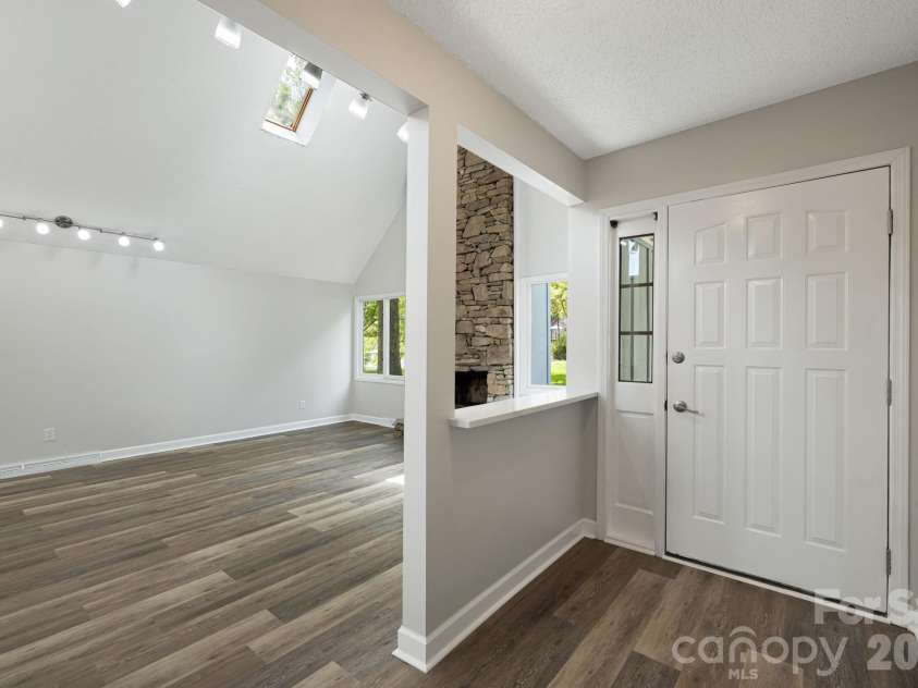 35 Golden Oaks Lane, Fletcher, NC 28732.  MLS# CAR4411250, YatesRealty ID 43415. Step inside to a bright, inviting interior with stylish updates and an easy-flowing floor plan.